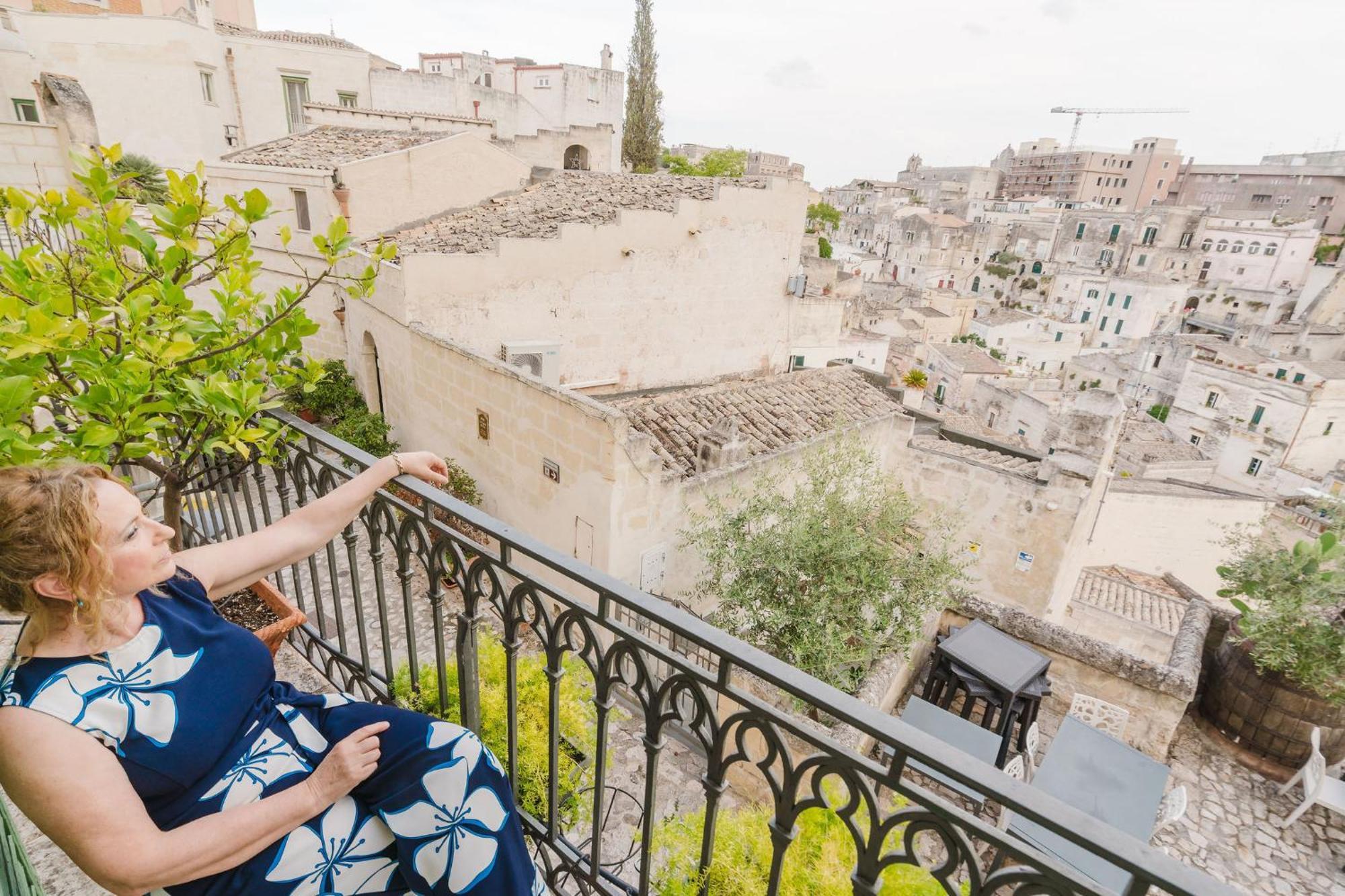 La Casa Di Ele Bed and Breakfast Matera Buitenkant foto