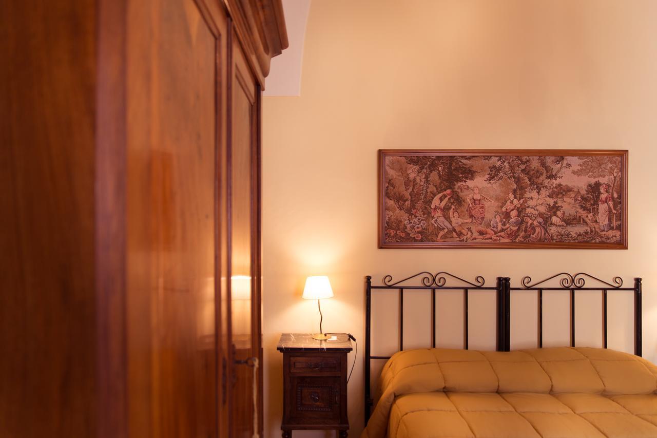 La Casa Di Ele Bed and Breakfast Matera Buitenkant foto