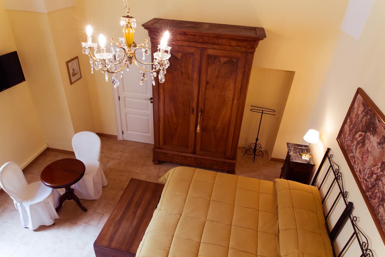 La Casa Di Ele Bed and Breakfast Matera Buitenkant foto